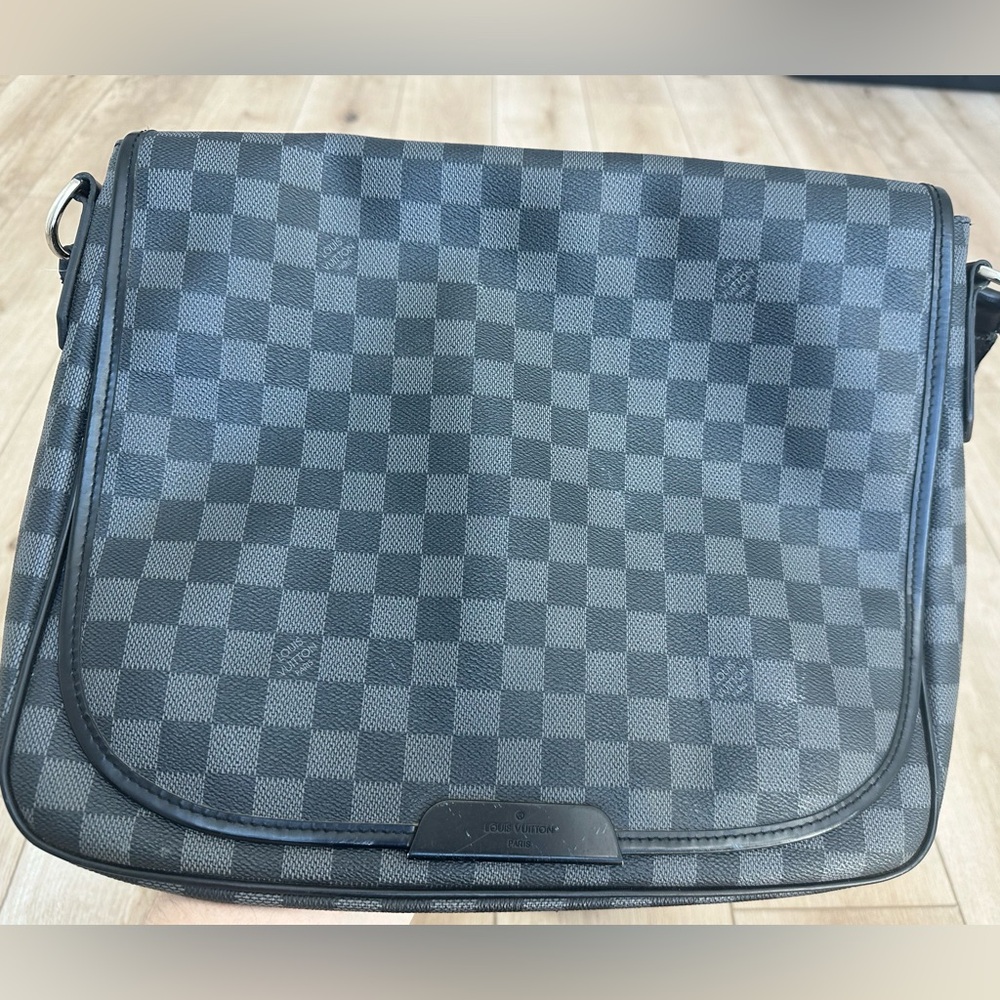 Authentic Louis Vuitton Graphite Daniel Crossbody… - image 6